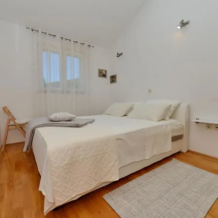Apartment Karla, Dobropoljana, Otok Pasman *