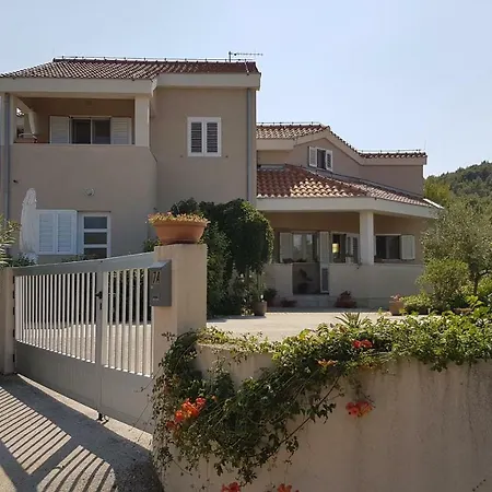 Karla, Dobropoljana, Otok Pasman *