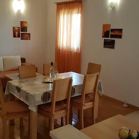 Karla, Dobropoljana, Otok Pasman *