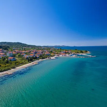 Karla, Dobropoljana, Otok Pasman * Dobropoljana