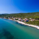 Karla, Dobropoljana, Otok Pasman