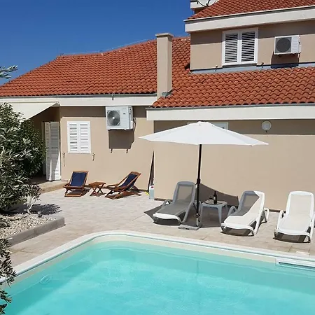 Karla, Dobropoljana, Otok Pasman Apartament Dobropoljana