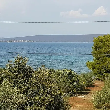 Karla, Dobropoljana, Otok Pasman Apartament