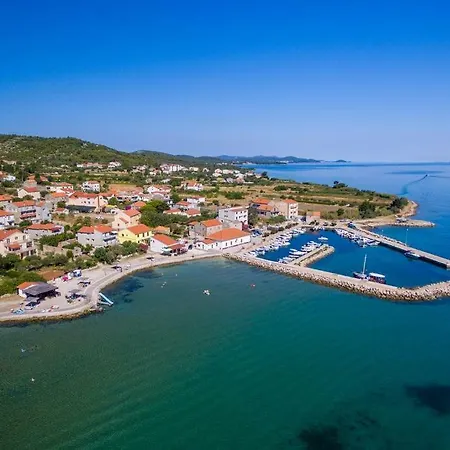 Karla, Dobropoljana, Otok Pasman Apartament Dobropoljana